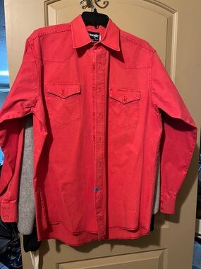 Wrangler Red Western Shirt with Chest Pockets